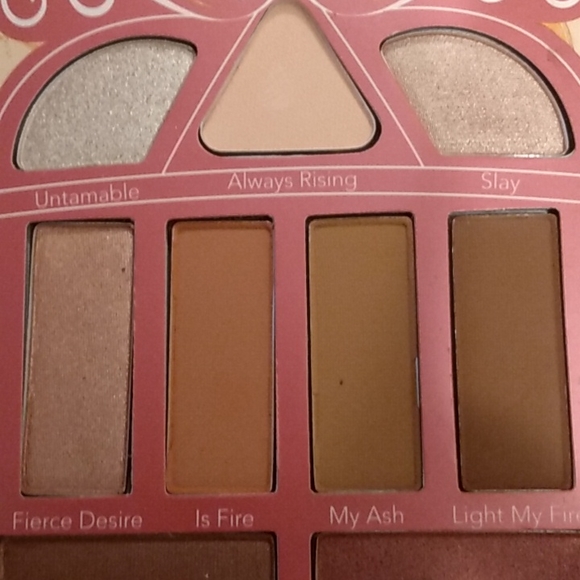 New Eyeshadow & Setting Powder Bundle Pretty Vulgar - Picture 5 of 10